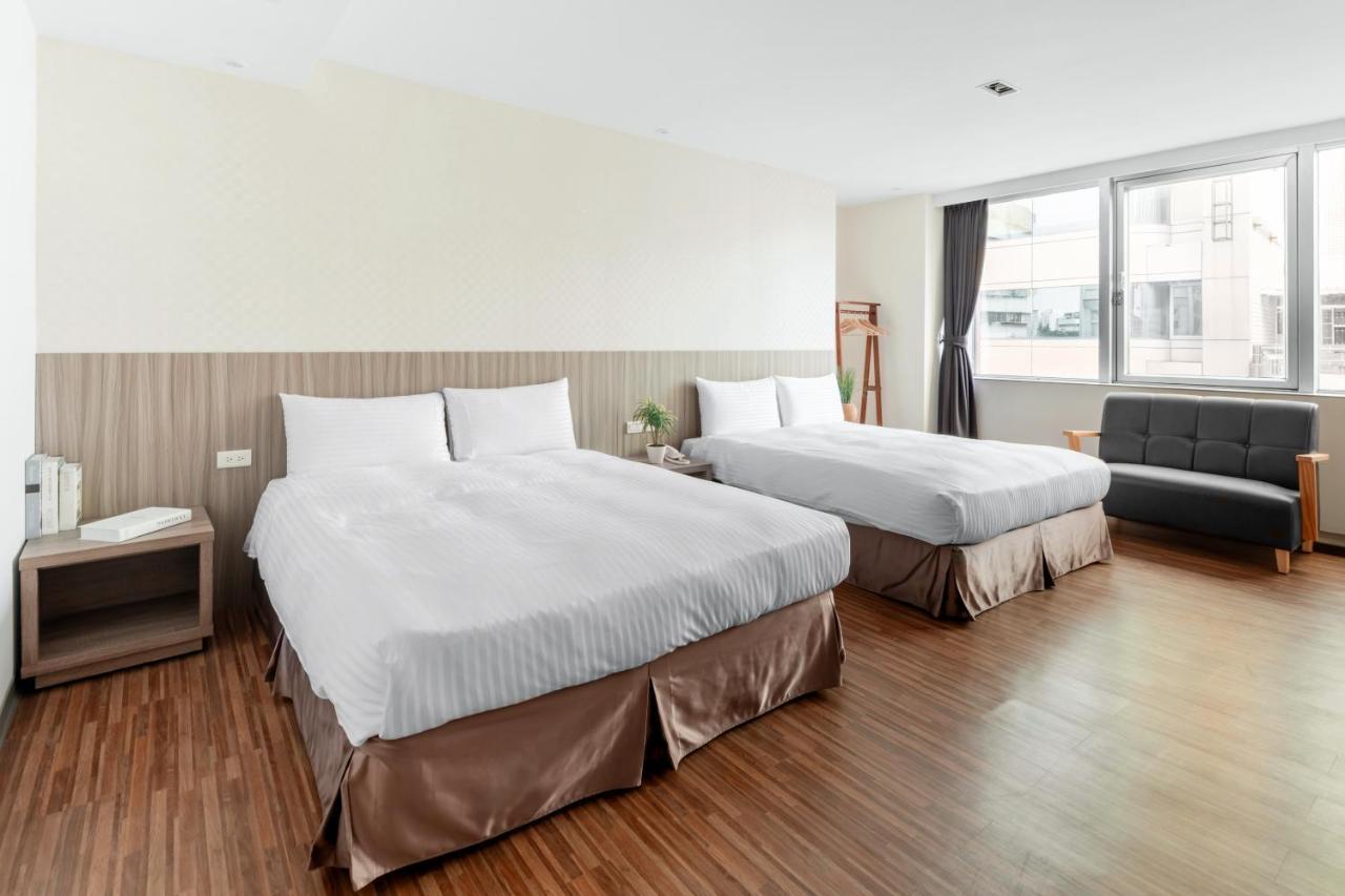 Hotel Brown - Chihkan Branch Тайнан Екстериор снимка