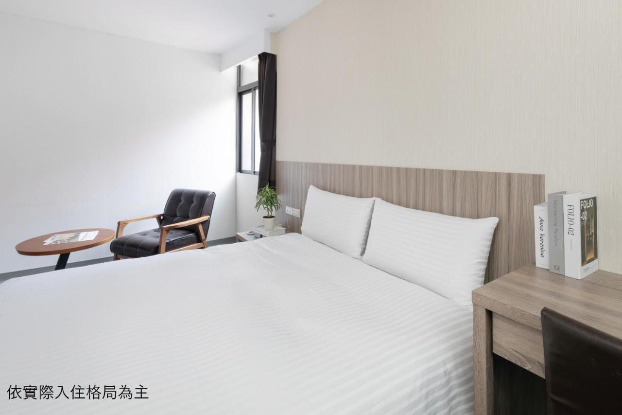 Hotel Brown - Chihkan Branch Тайнан Екстериор снимка