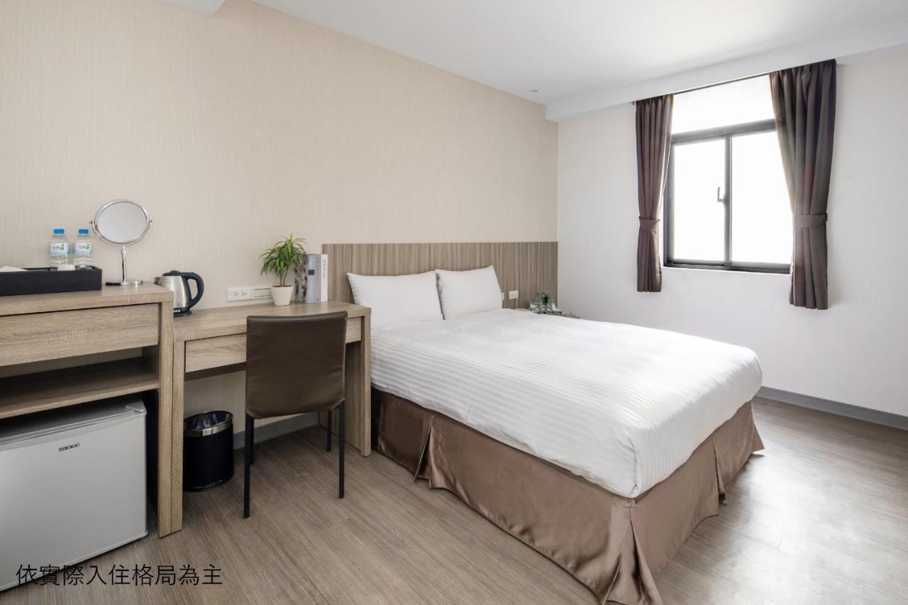 Hotel Brown - Chihkan Branch Тайнан Екстериор снимка