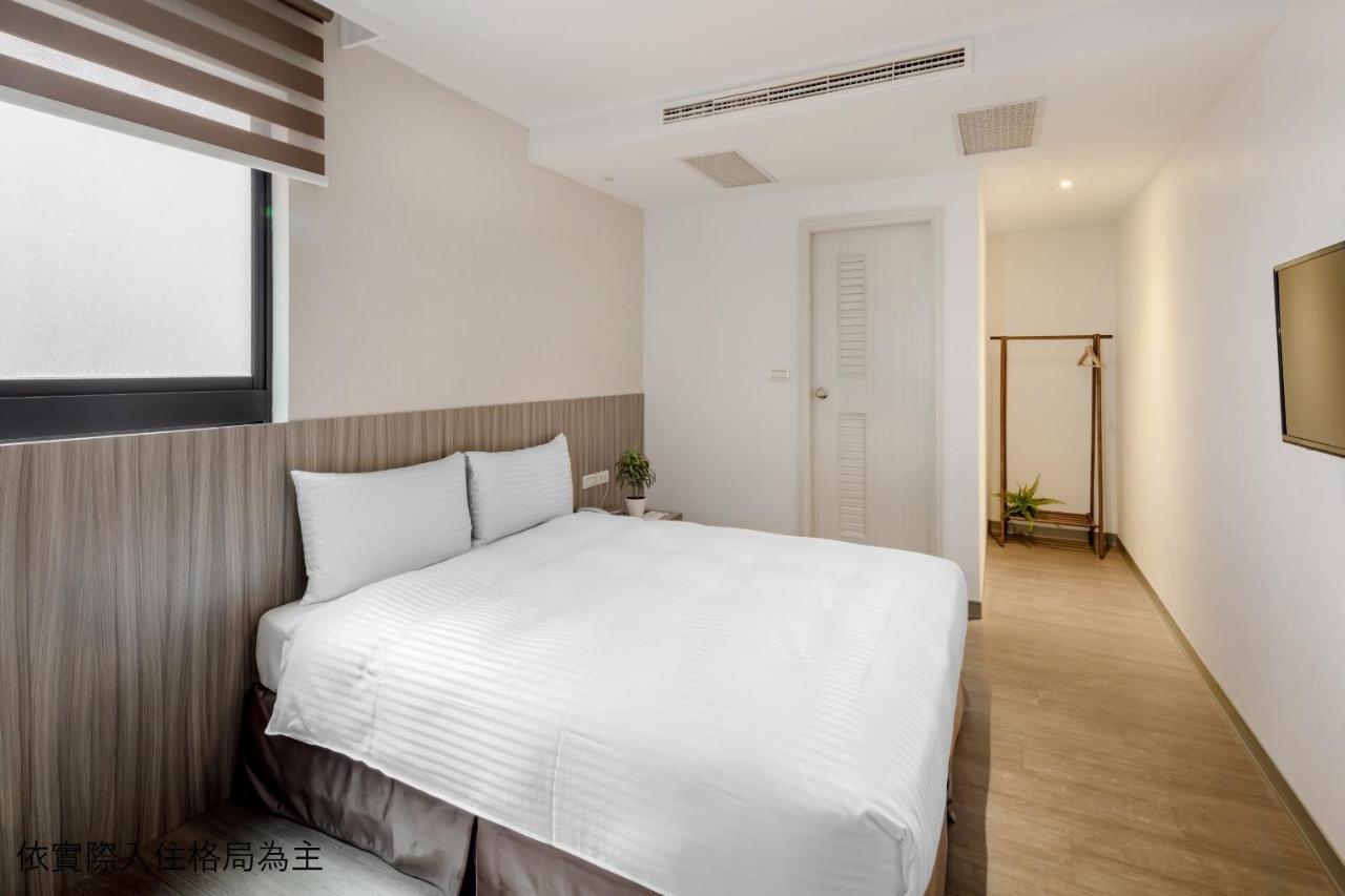 Hotel Brown - Chihkan Branch Тайнан Екстериор снимка
